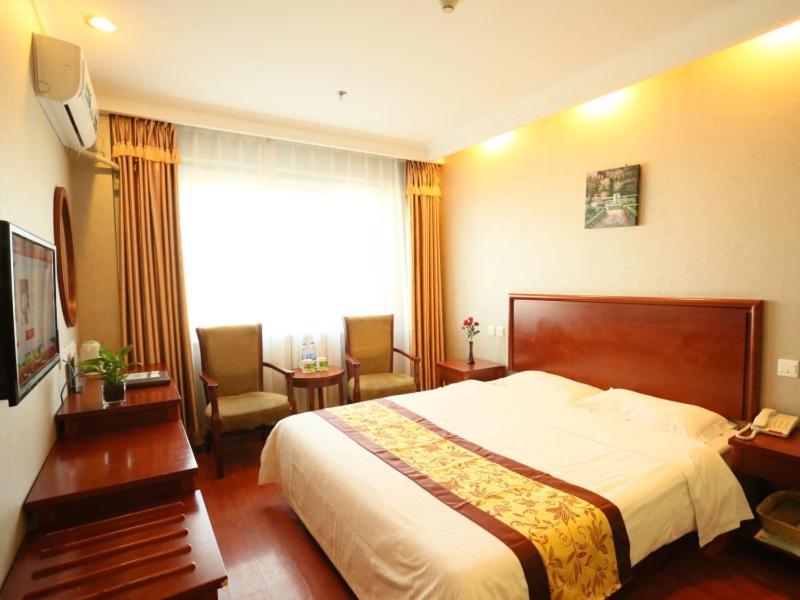 Greentree Inn Beijing Changping Shahe Metro Station Express Hotel Exteriör bild