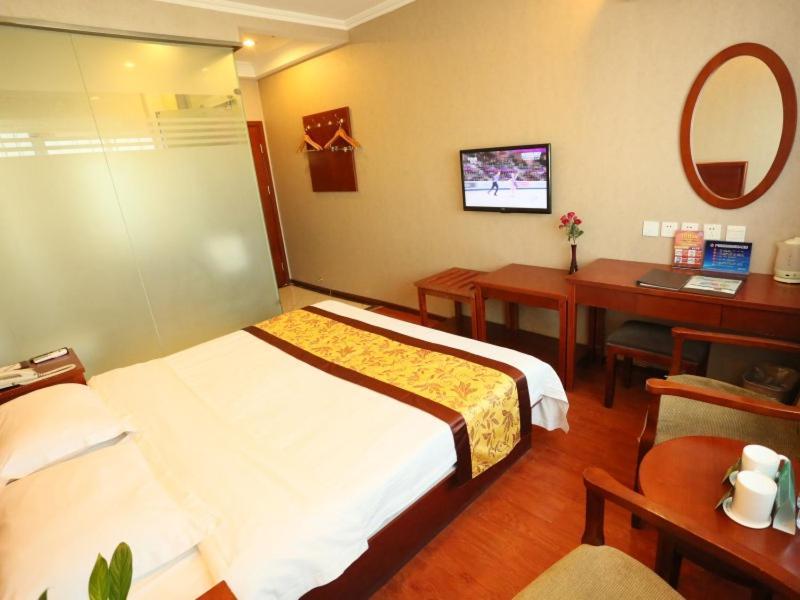 Greentree Inn Beijing Changping Shahe Metro Station Express Hotel Exteriör bild