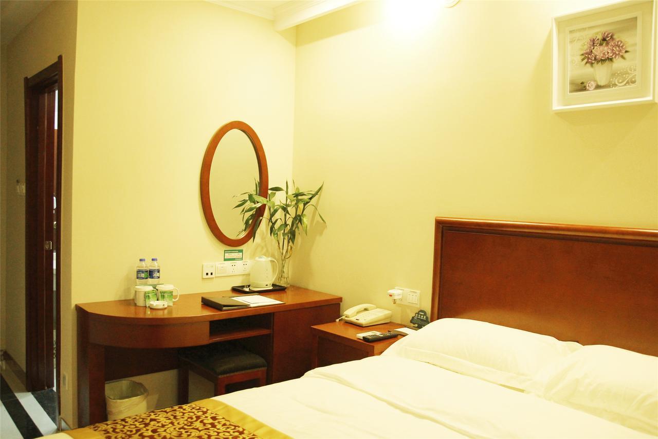 Greentree Inn Beijing Changping Shahe Metro Station Express Hotel Exteriör bild
